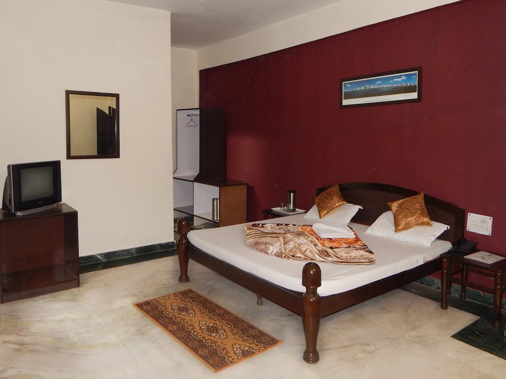 Hotel Chitra Heritage Haridwār Buitenkant foto
